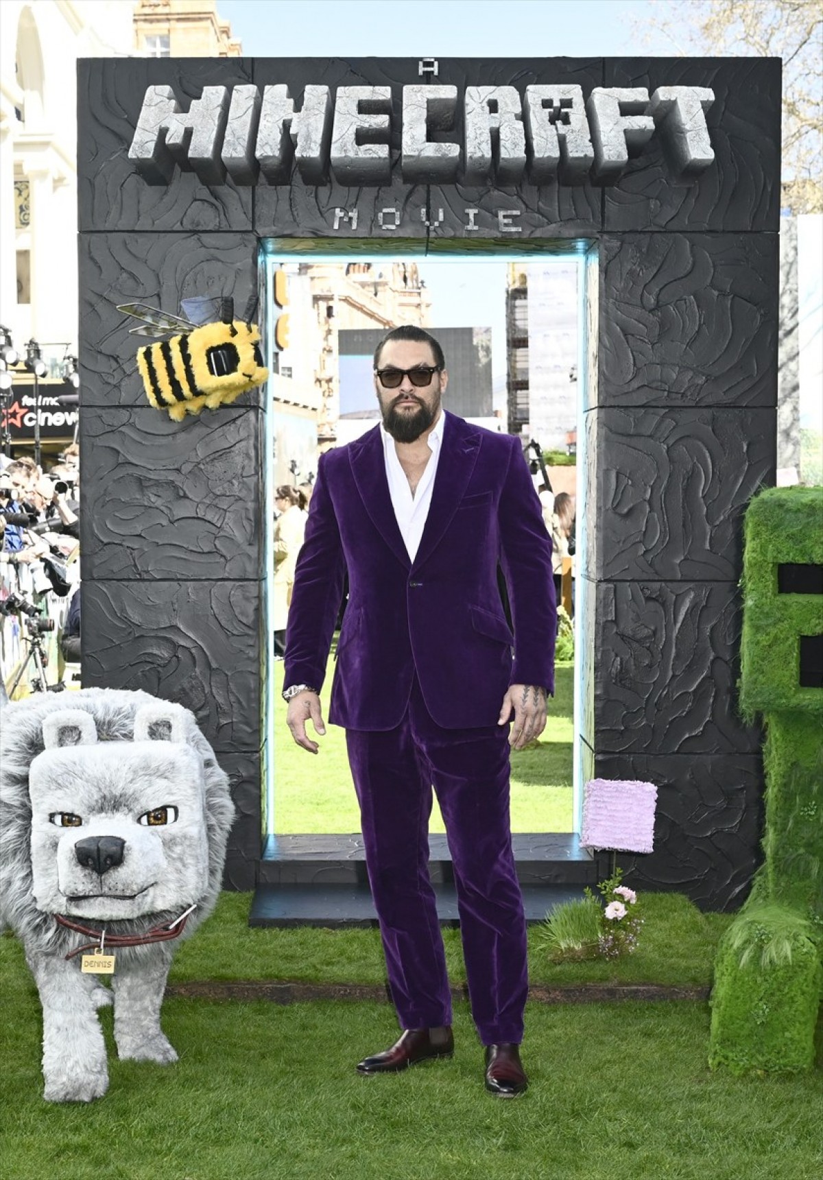 “おバカキャラ”ジェイソン・モモア、コメディ演技で新境地！　人気ゲーム『マイクラ』映画化で熱演