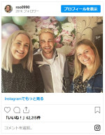 リアムさん（中央）とルース（右）※「Ruth Gibbins」インスタグラム