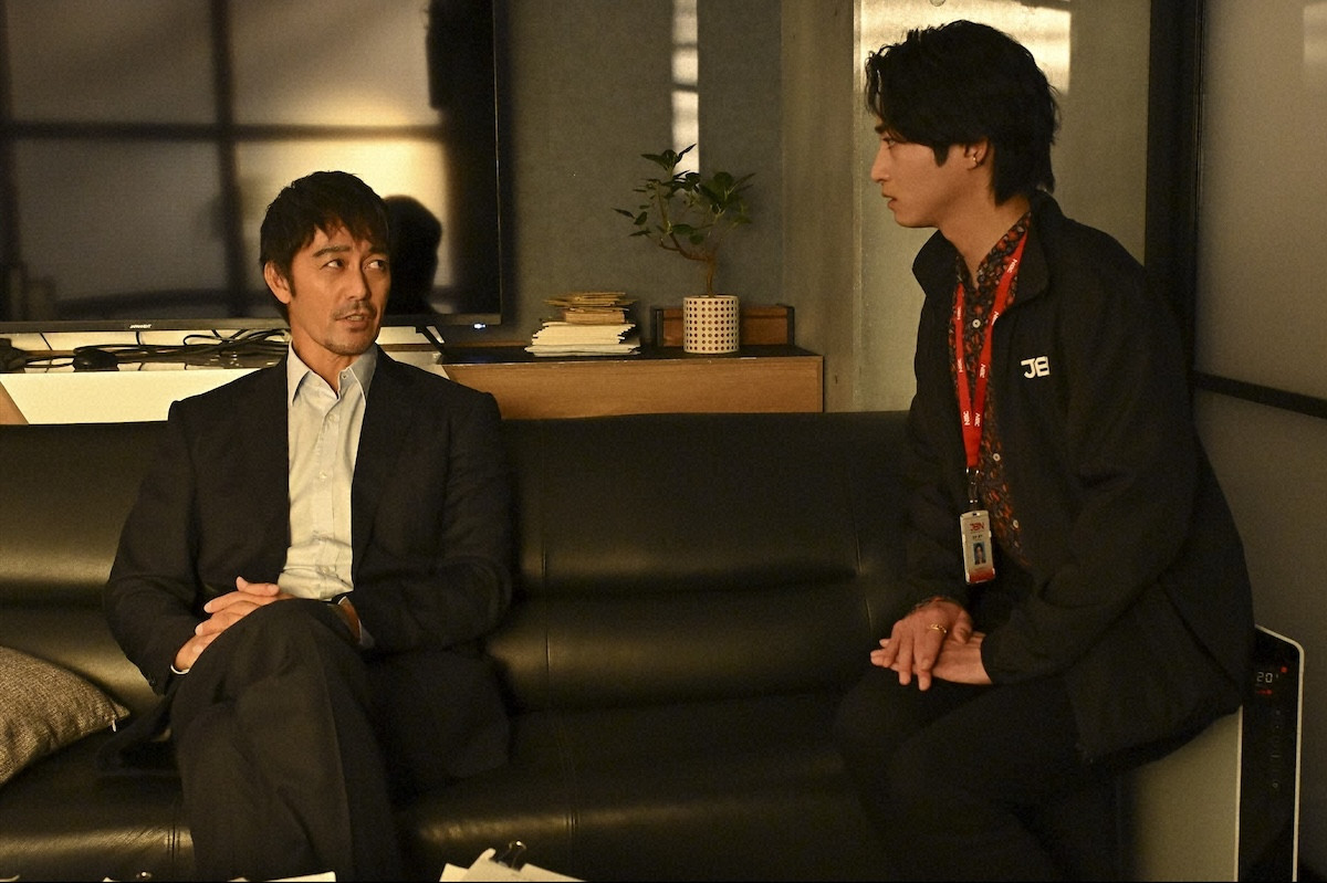 『キャスター』第7話　“進藤”阿部寛、因縁の男と18年ぶりに接触　“崎久保”永野芽郁はある重要な情報を掴む
