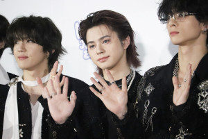 「KCON JAPAN 2025」のレッドカーペットに登場したINI＿20250509【二次使用不可】