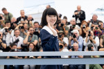 映画『ルノワール』第78回カンヌ国際映画祭フォトコールに登場した鈴木唯