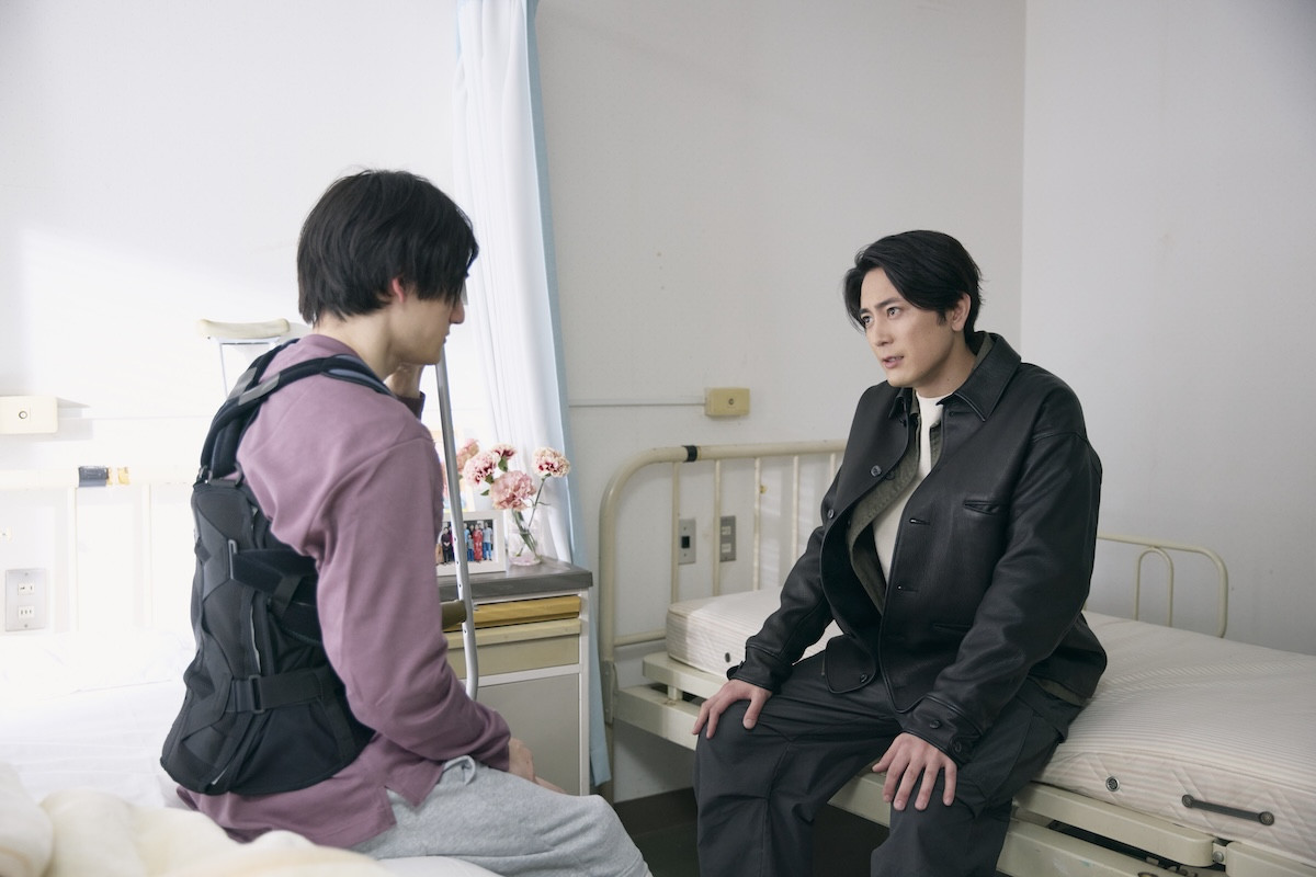 『イグナイト』第3話　“宇崎”間宮祥太朗、ケガをした外国人技能実習生の職場を訪れる