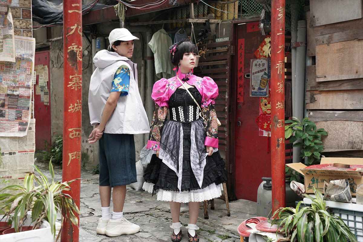 吉岡里帆＆水上恒司の恋が動き出す――！　映画『九龍ジェネリックロマンス』場面写真一挙解禁