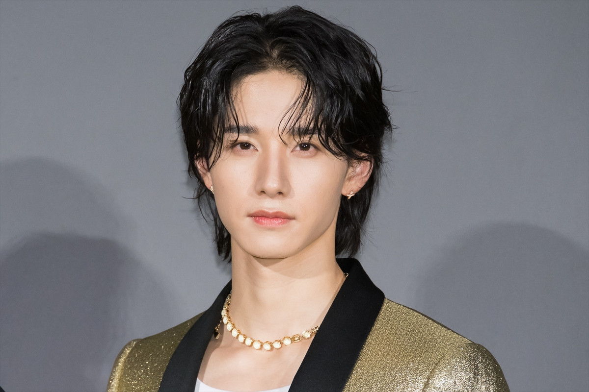 JO1・佐藤景瑚、アメリカでクモに噛まれたと報告　「寝たら、体がこんなになっちゃって」肉体アピール
