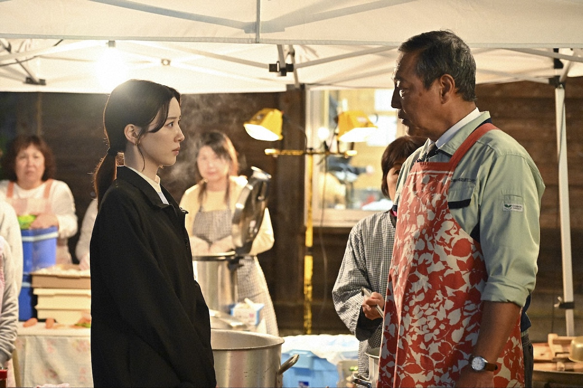 『キャスター』第8話　“進藤”阿部寛、大規模な山火事が発生した原子力関連施設が集中する村で取材を敢行