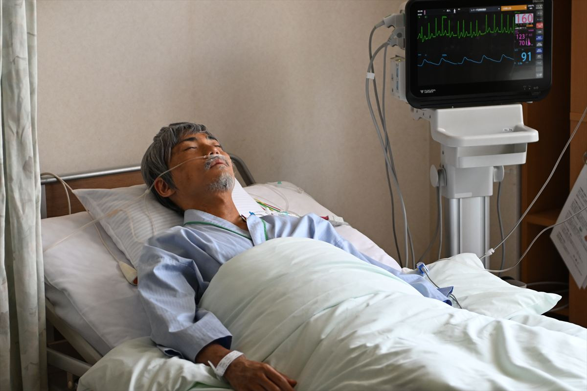 北香那、河島英五さんの名曲「時代おくれ」を弾き語り　『「桐島です」』予告編＆場面写真解禁