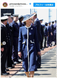 キャサリン妃、さわやかなマリンルックで英軍艦艇の命名式に出席※「The Prince and Princess of Wales」インスタグラム