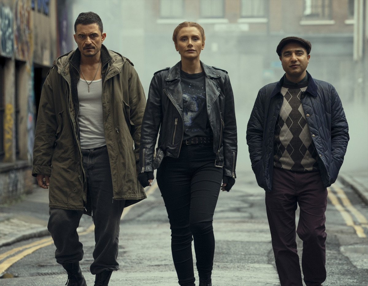 ブライス・ダラス・ハワード、オーランド・ブルームら共演『ディープ・カバー ～即興潜入捜査～』6.12配信！　場面写真到着