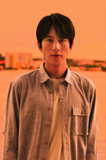 ドラマ『私があなたといる理由〜グアムを訪れた3組の男女の1週間』主演・溝端淳平