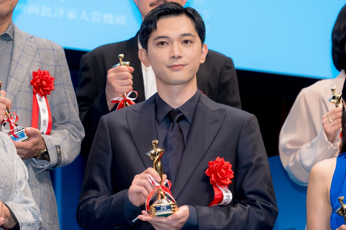 吉沢亮、主演男優賞受賞で「この上ない喜び」　河合優実は主演女優賞受賞