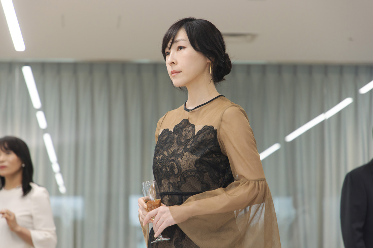 『魔物』第7話　“あやめ”麻生久美子、“凍也”塩野瑛久からの執拗な復讐の日々に震える