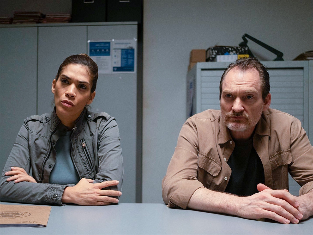 なぜか入国できないカップル――いったい彼らが何をしたのか!?　映画『入国審査』予告解禁