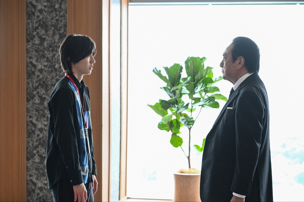 『キャスター』第9話　“進藤”阿部寛、スキャンダル発覚後も取材を継続　番組を揺るがす大事件が発生
