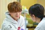 ドラマ『北くんがかわいすぎて手に余るので、3人でシェアすることにしました。』第1話より
