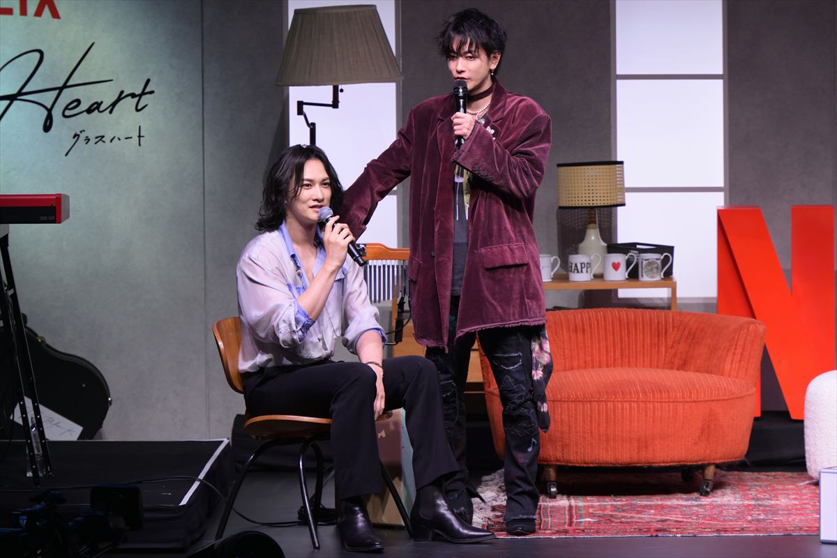 町田啓太、体型の変化を告白「13～4キロ違うかな」　『グラスハート』イベントにサプライズ登場