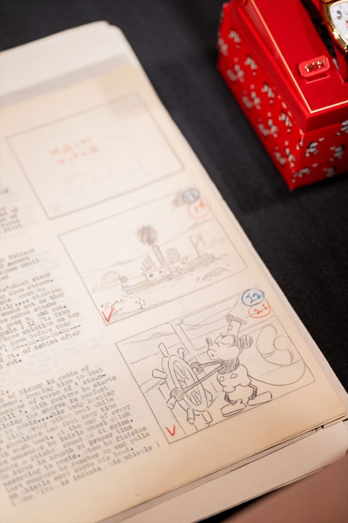 2028年にデビュー100周年、時代を超えて愛される「ミッキーマウス」の魅力とは？　その“愛され力”に迫る