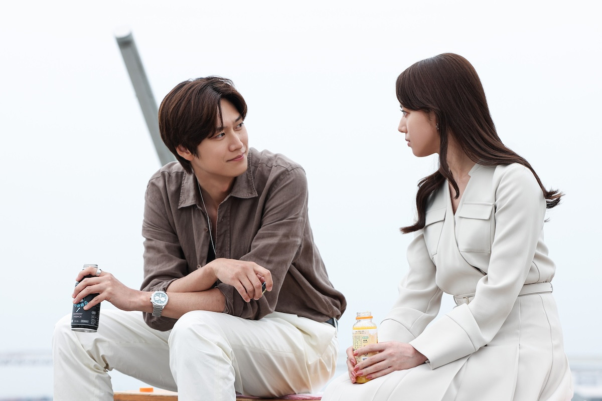『初恋DOGs』第2話　“愛子”清原果耶、“ソハ”ナ・イヌからドライブに誘われる