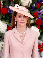 キャサリン皇太子妃がディオールを初着用