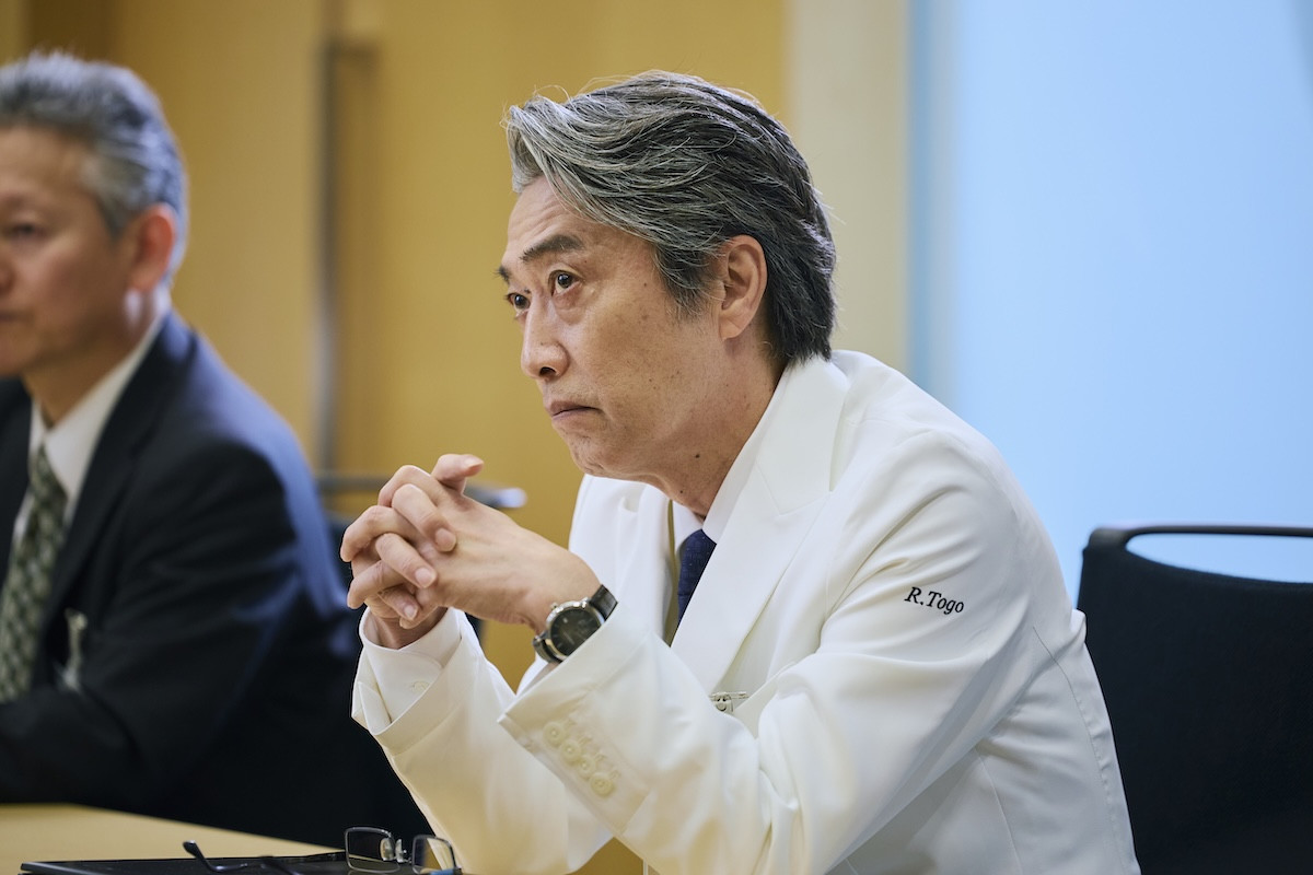 松本潤、初の医師役で“人”を診る総合診療医に　ヒューマン医療ドラマ『19番目のカルテ』今夜スタート