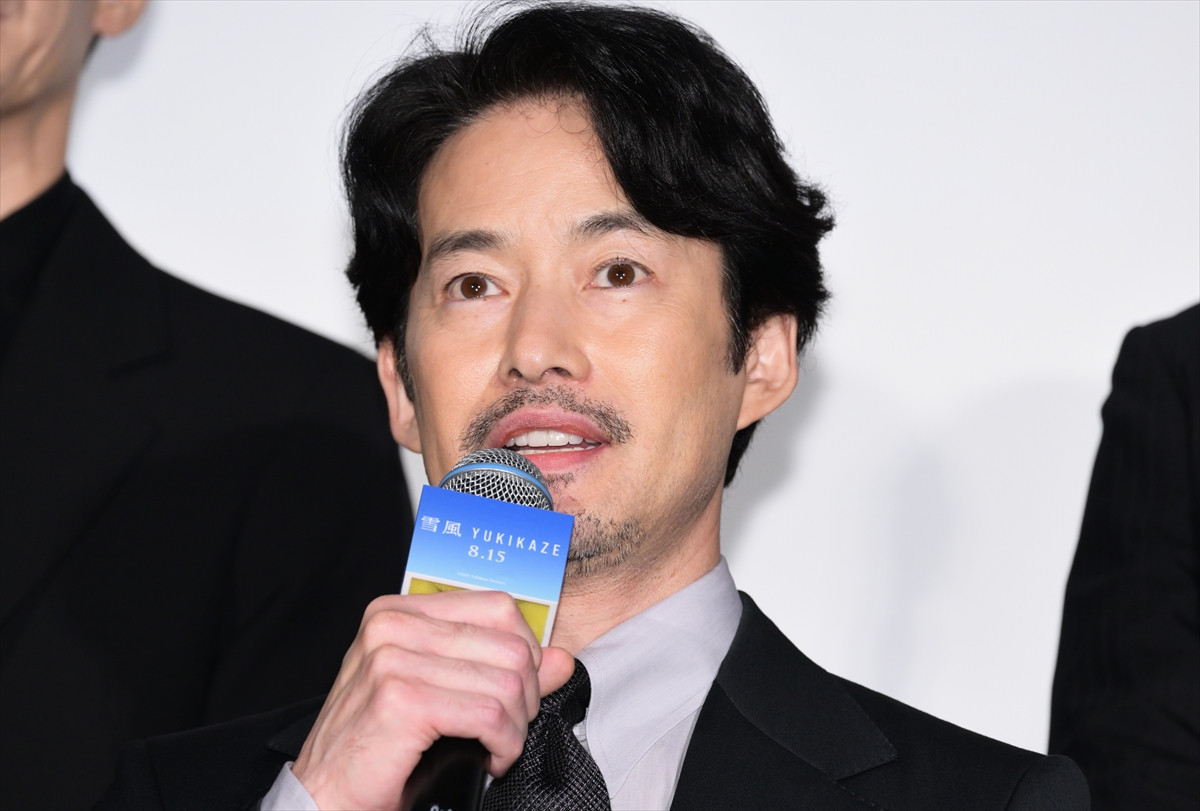 竹野内豊、主演作のキャストに感謝　天然＆気遣いエピソード明かされ照れ笑いも