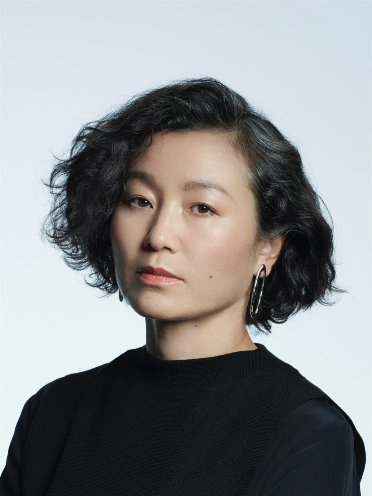 King Gnu・井口理主演舞台『キャッシュ・オン・デリバリー』に山崎紘菜、入野自由、妃海風らの出演決定