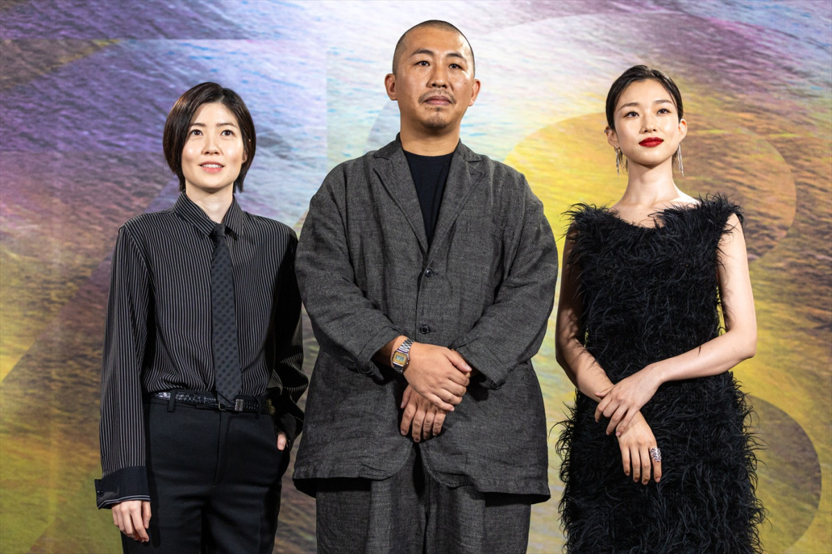 映画『旅と日々』、第78回ロカルノ国際映画祭フォトコールの様子