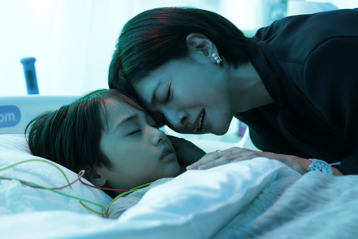 『誘拐の日』“政宗”斎藤工＆“汐里”安達祐実、幼少期の真実判明　ネット衝撃「怖っ!!」「悪女すぎる」（ネタバレあり）