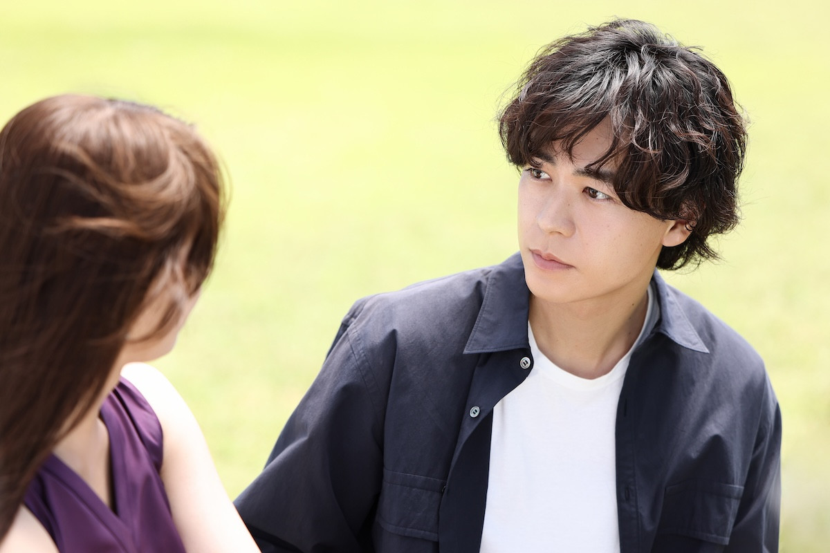 『初恋DOGs』第7話　“愛子”清原果耶、母を交えて“快”成田凌＆“ソハ”ナ・イヌと夕食を囲む