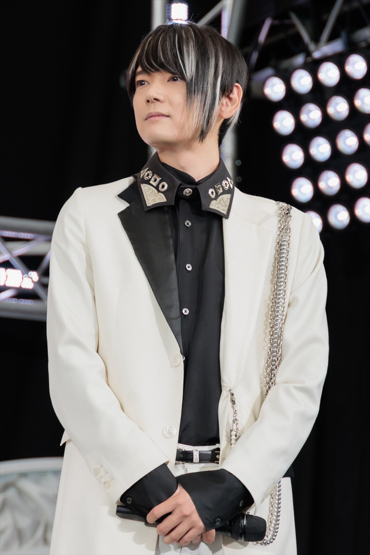 『仮面ライダーゼッツ』主人公・今井竜太郎、変身ポーズ披露で「心臓バクバクです」
