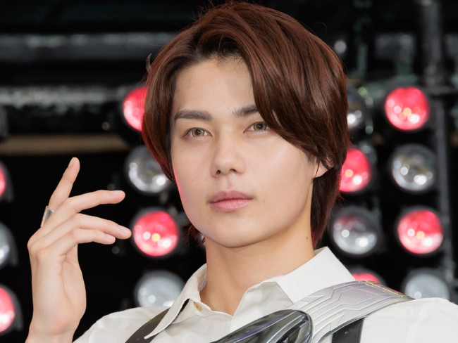 『仮面ライダーゼッツ』で万津莫/仮面ライダーゼッツを演じる今井竜太郎