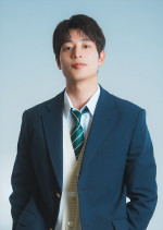 ドラマ『修学旅行で仲良くないグループに入りました』に出演する清水海李