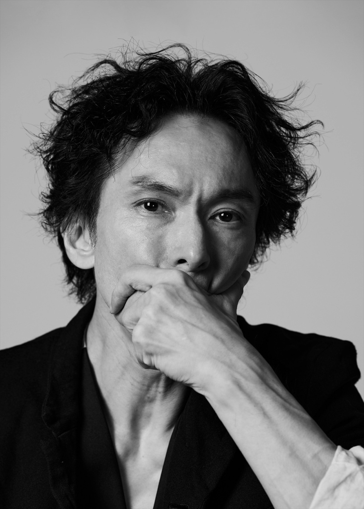 成宮寛貴、宮本亞門と25年ぶり再タッグ！　三島由紀夫『サド侯爵夫人』をオール男性キャストで上演　共演に東出昌大、加藤雅也ら