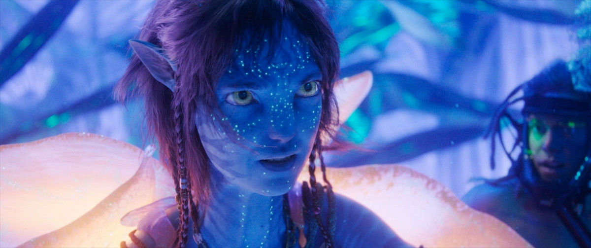 『アバター：ファイヤー・アンド・アッシュ』本予告が公開　「エイワに見放された」ナヴィ初の悪役ヴァランが怒りを燃やす