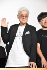 映画『オオムタアツシの青春』公開記念舞台あいさつに登壇した陣内孝則