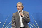 唐沢寿明、テレビ東京2025年10月編成説明会に登場