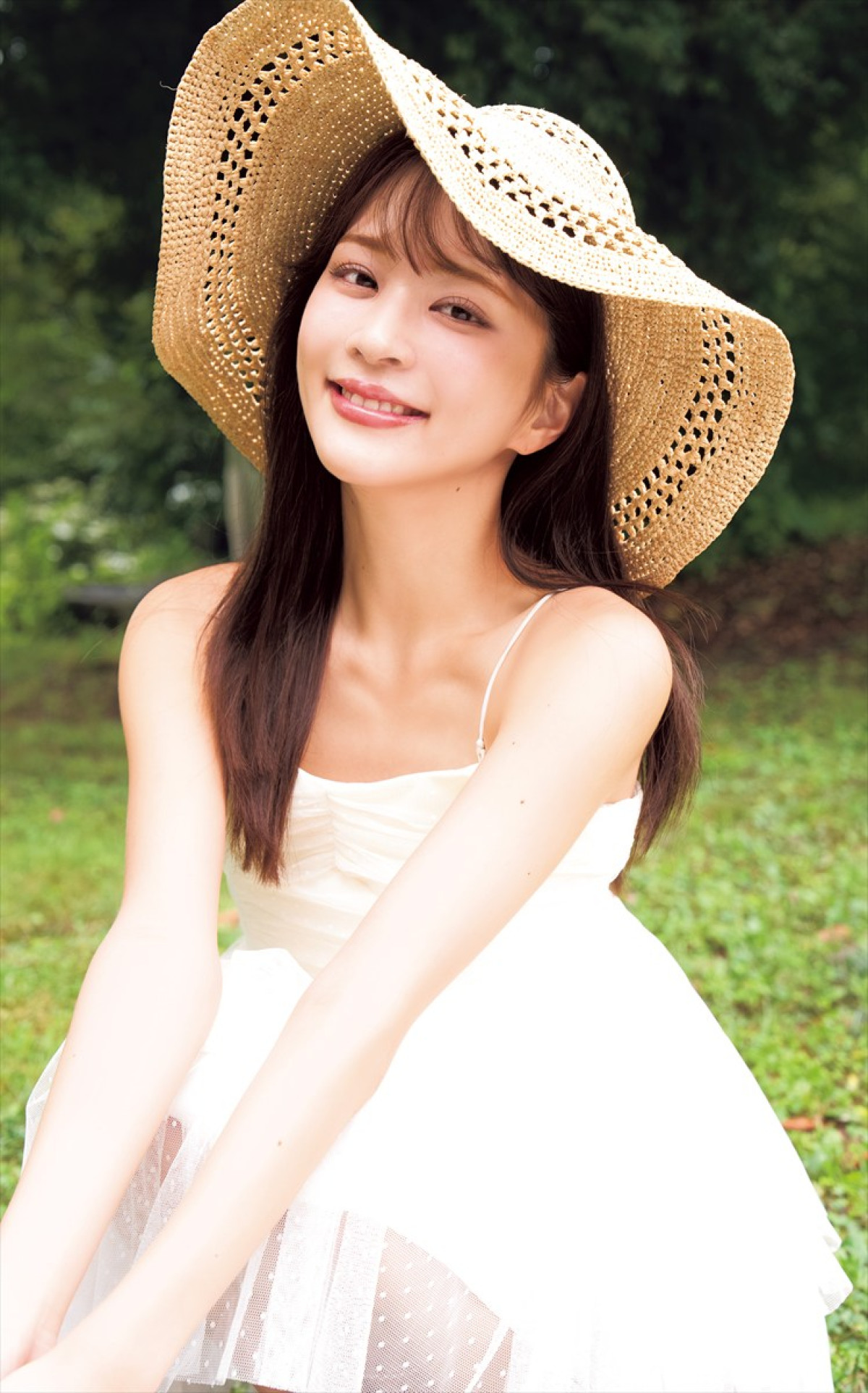 「セント・フォース」の美女アナウンサー・刈川くるみ、デート風グラビアで抜群スタイルを発揮
