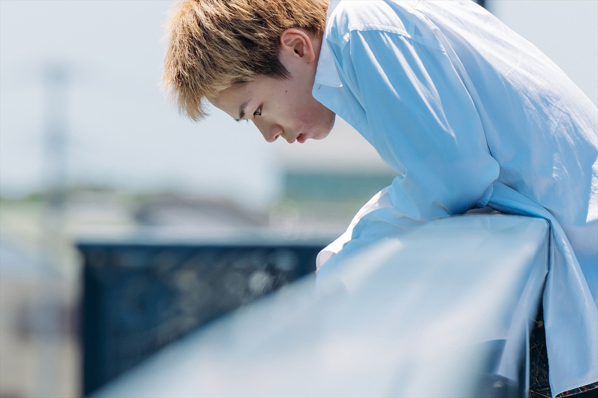 北村匠海＆林裕太＆綾野剛らが魅せる＜素顔＞と＜裏の顔＞ 『愚か者の身分』場面写真10点解禁