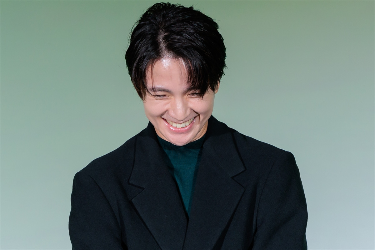 水上恒司、同世代共演者と現場の過ごし方に違い「若者の1人として良くないと思う」
