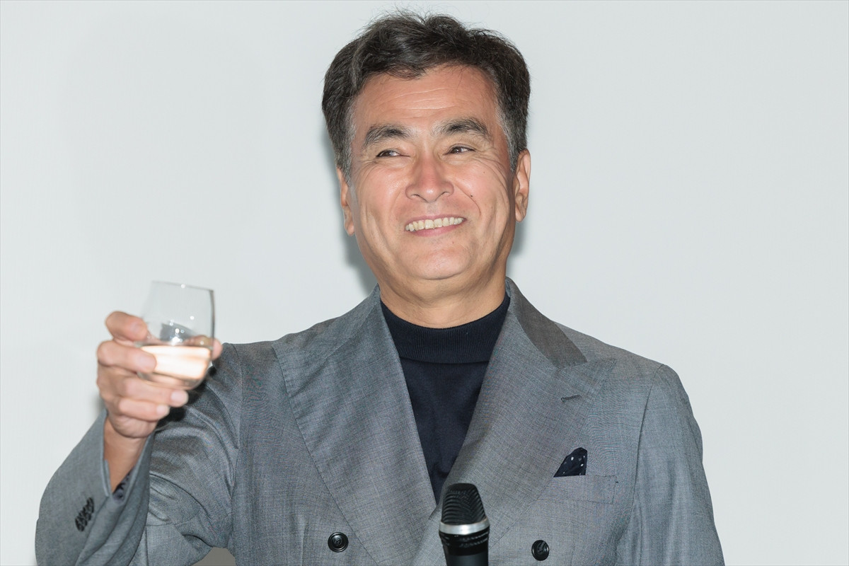 15年ぶり映画出演の菊川怜、日本酒片手にトークショー「ちょっと酔ってます」「何を言ってるのかだんだん分からなくなってきました」