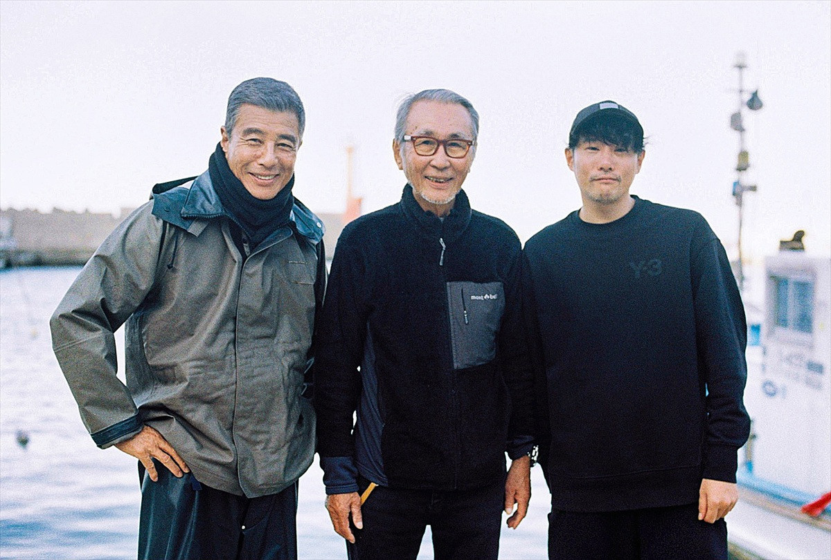 映画『港のひかり』(左から)主演・舘ひろし、撮影・木村大作、藤井道人監督