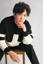 舞台『プレゼント・ラフター』主演の稲垣吾郎