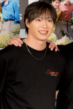 SHOW-WA、『SHOW-WAカレンダーブック2026』発売記念囲み取材会に登場