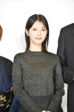 浜辺美波、映画『ほどなく、お別れです』完成報告会に登場