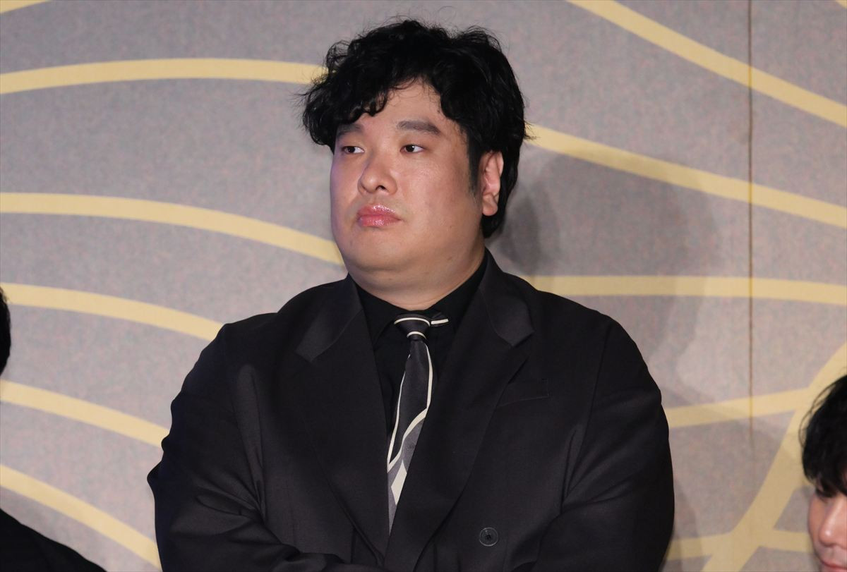 岡田准一、殺陣で怪我した直後にロケハン　鉄人ぶり明かされ照れ笑い