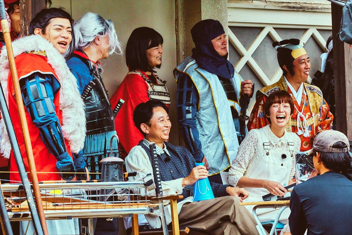 『有吉の壁』人気企画「面白城の18人」まさかの映画化！　監督は有吉弘行、主役はとにかく明るい安村＆蛙亭イワクラ