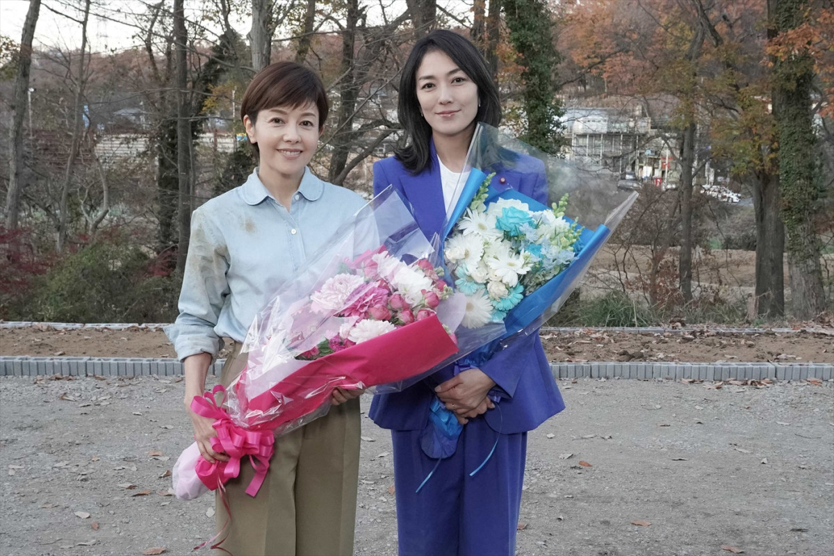 沢口靖子「たくさん走りました！（笑）」　あす最終回『絶対零度』が撮了　安田顕、横山裕らのコメントも到着