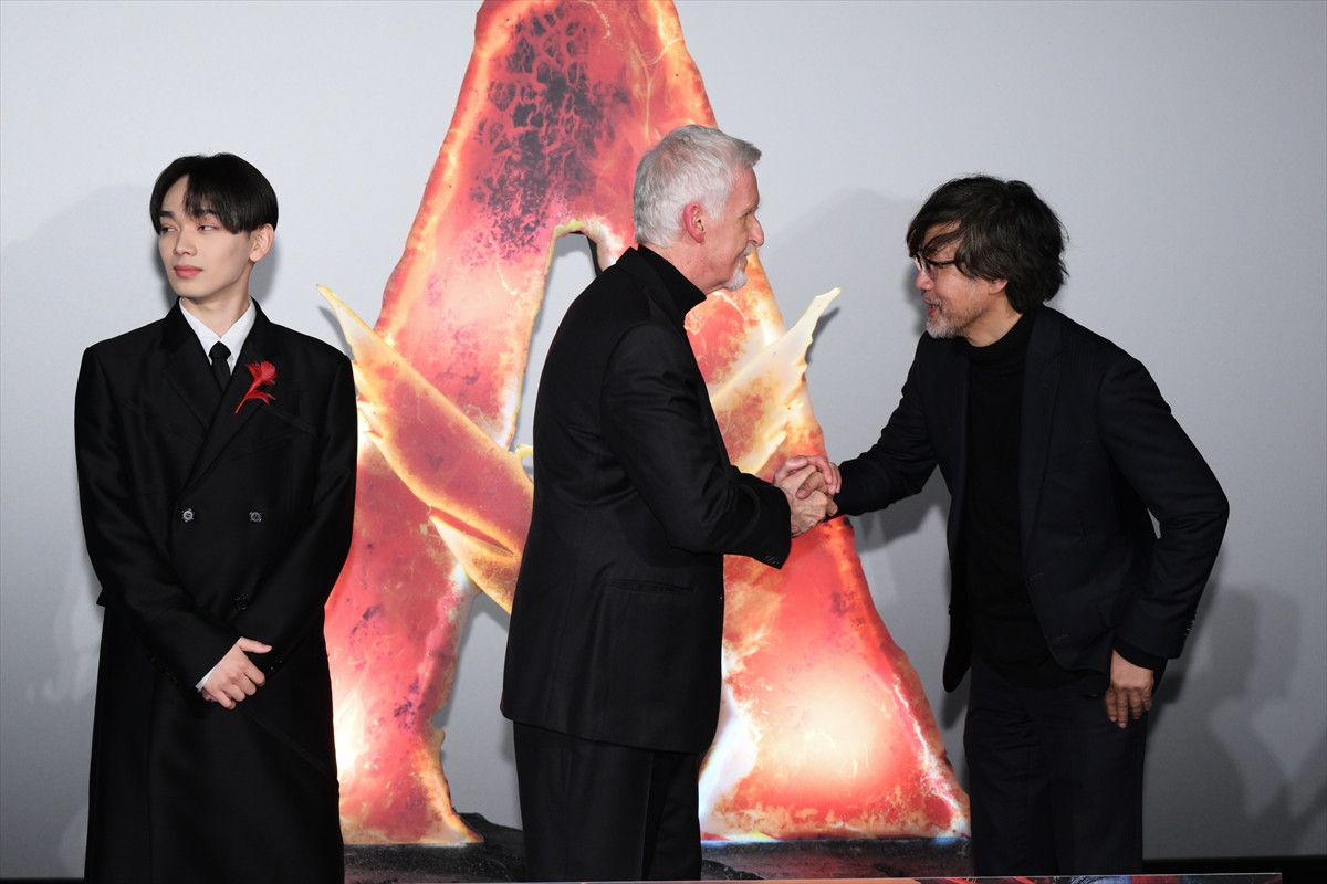 ジェームズ・キャメロン、『アバター』最新作に込めた思い語る　山崎貴監督と褒め合い笑顔