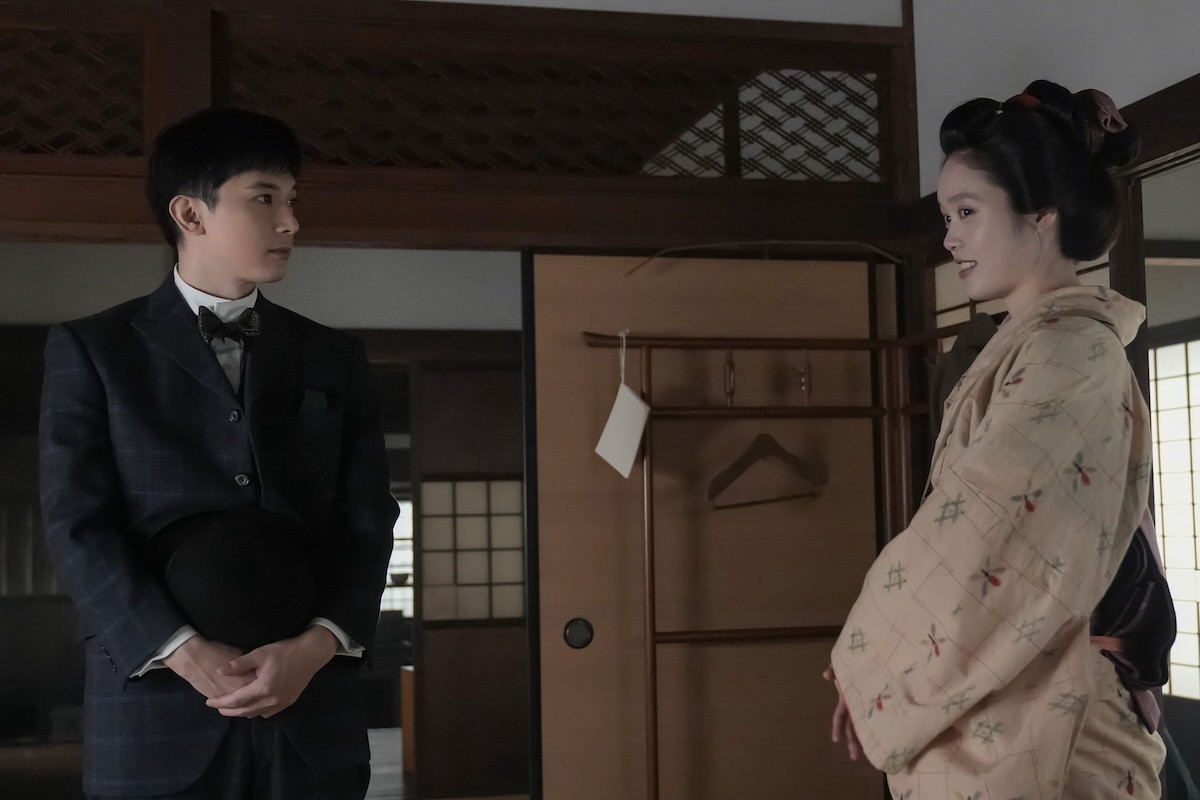 『ばけばけ』“ヘブン”トミー・バストウ＆“勘右衛門”小日向文世、新年のあいさつに反響「和解した！」「雪解けで泣く」