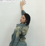 王林、ソロショット　※「王林」インスタグラム