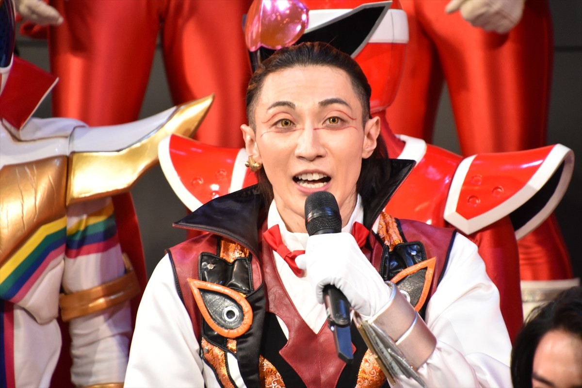 『ナンバーワン戦隊ゴジュウジャー』会見に歴代レッド集結！　“ゴジュウウルフ” 冬野心央「かけがえのない、愛される作品に」